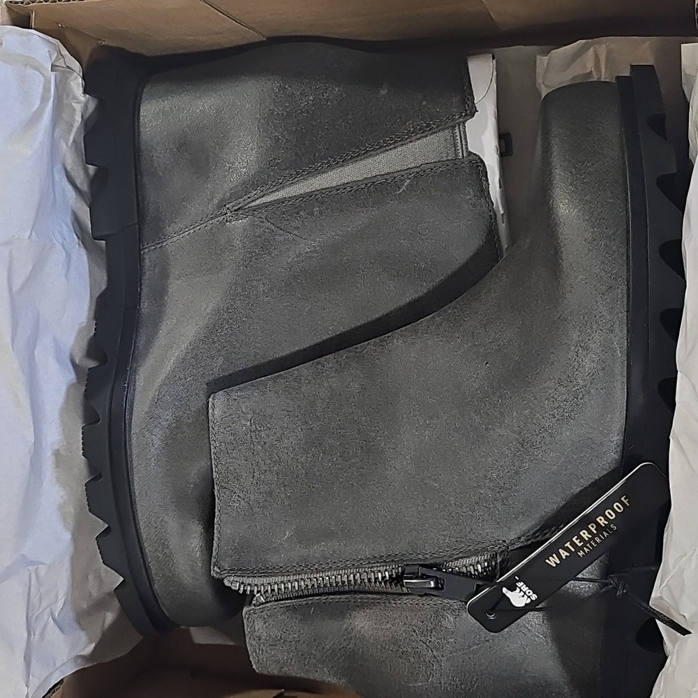 Sorel wedge booties